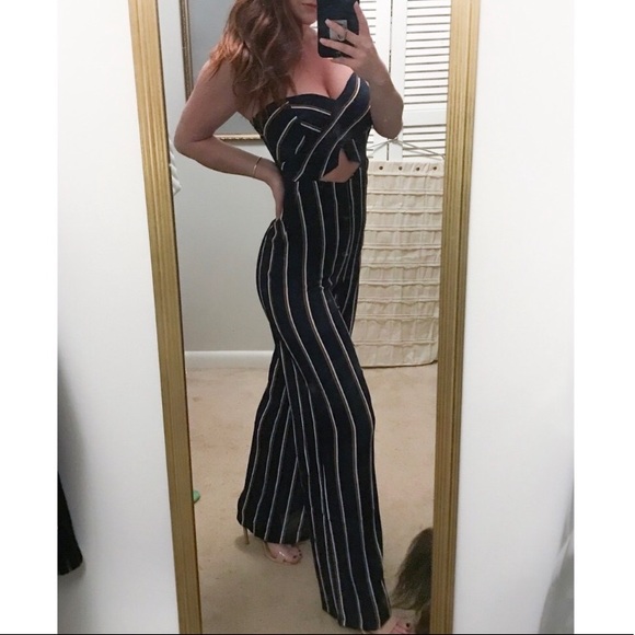 NWOT Fashion Nova jumpsuit - Picture 2 of 2
